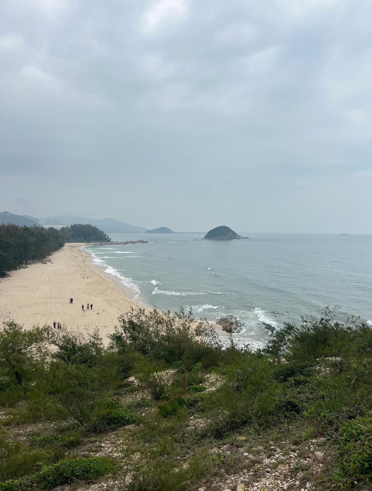 好消息：天气不热坏消息：没有蓝天白云拍照不好看​​​