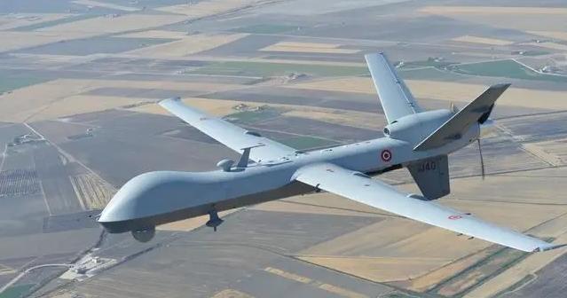 9万美元伊朗导弹，干废美军3000万无人机，战争账本被彻底改写谁能想到，一枚