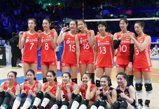 中国女排3-1战胜捷克，五人满分闪耀赛场！