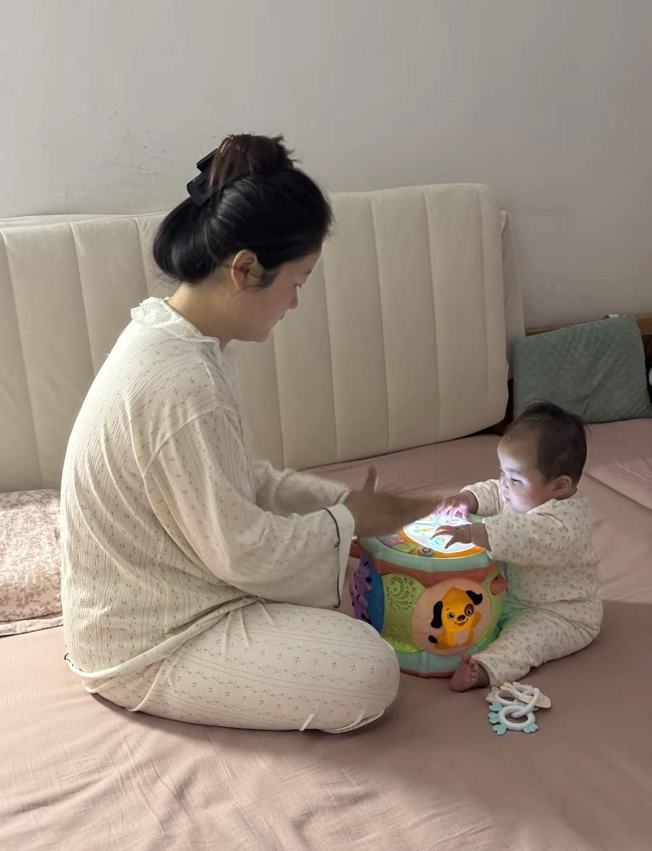 “我总在婚姻里偷偷生闷气。然后又偷偷选择原谅其实内心里多少次已经下定决心再也不迁