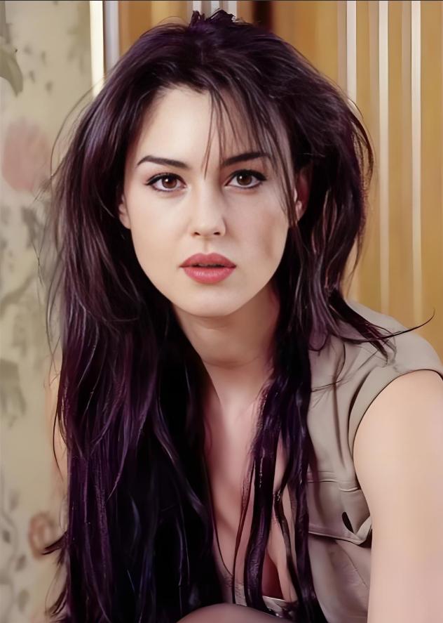 咱说实话，这事越琢磨越有意思！意大利美女朱丽，从西西里岛跨越万里，远嫁河南郑州1