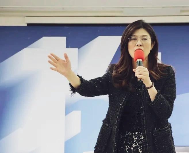 不搞“国共论坛”了，郑丽文的建议大陆完全同意，赖清德顿时傻了眼？就在今天，