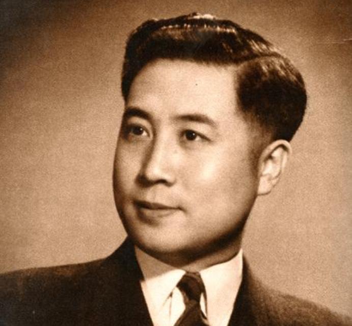 “军统局内有地下党！”军统头子戴笠闻讯震怒，刚要下令缉拿“内鬼”，但看到名字后，