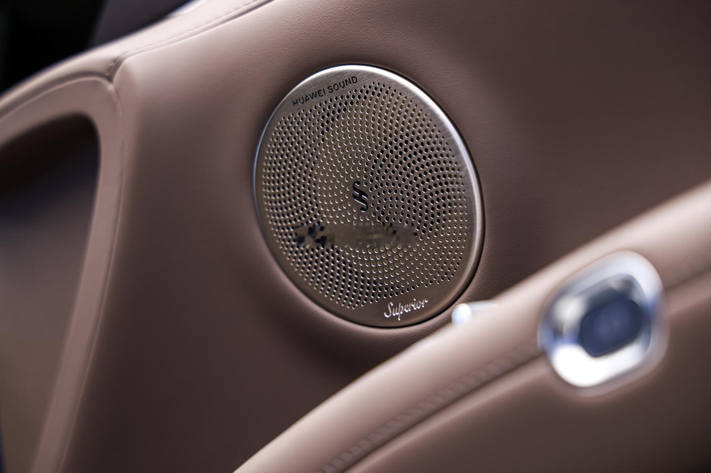 实话实说31万起这价很能打，享界S9颜值配置双在线，质感直接拉满！