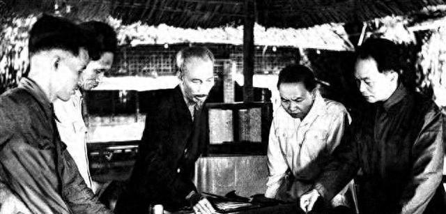 越南开国功臣武元甲晚年说：若非黎笋固执，中越根本不用打那一仗1990年北京亚