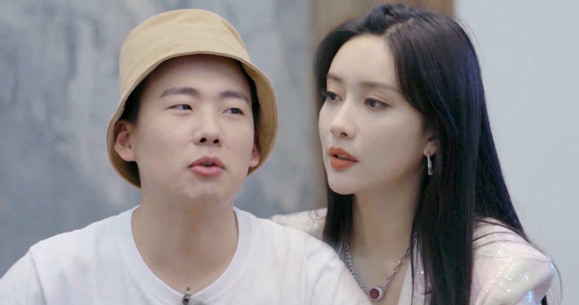 孟子义刚说完妈妈嘱咐的话，郭麒麟脸就黑了。节目里，她原话转达：“我妈让你多夸夸