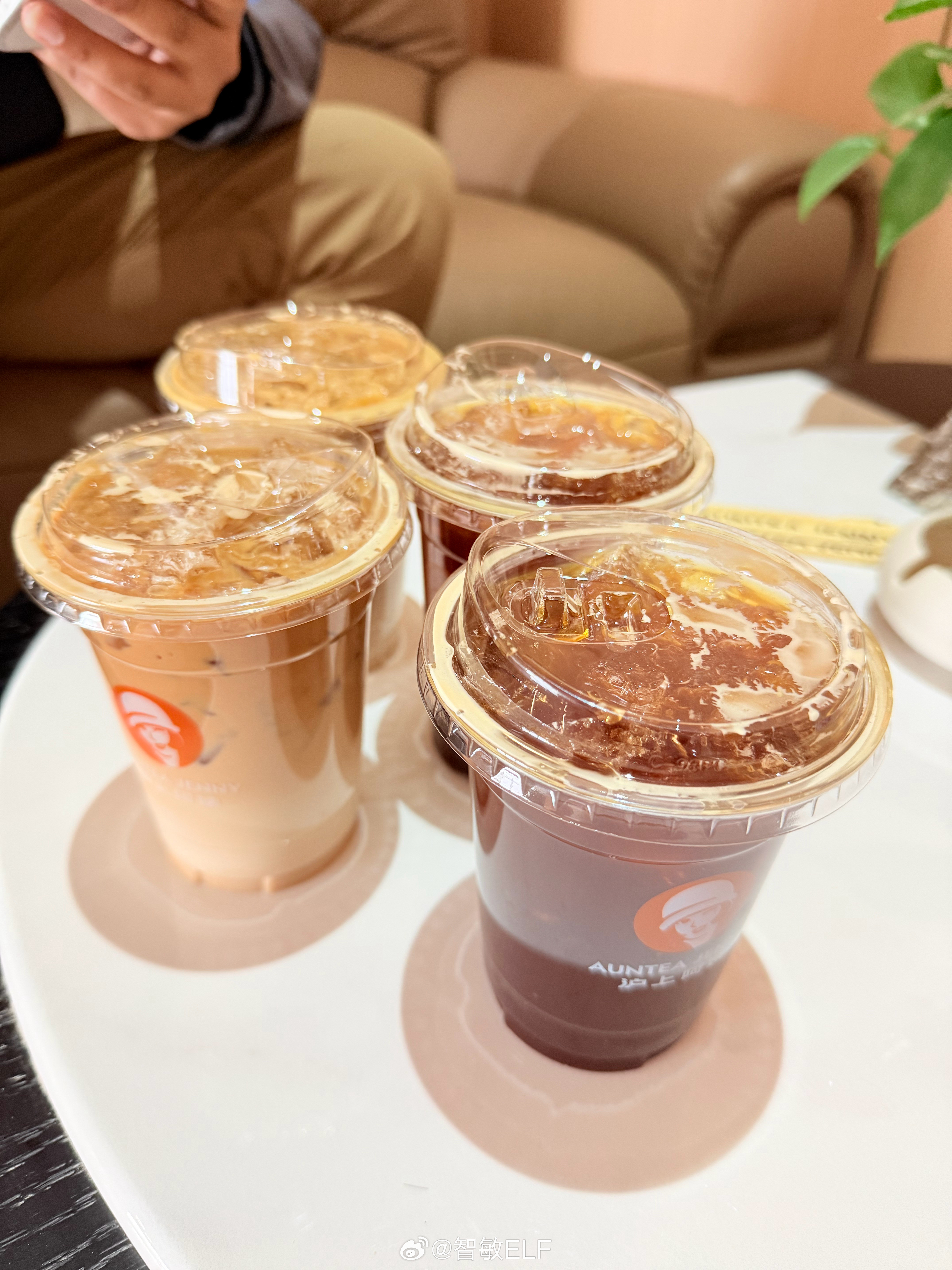 有我豪哥在的日子咖啡每天雷打不动按时到位他上辈子是台咖啡