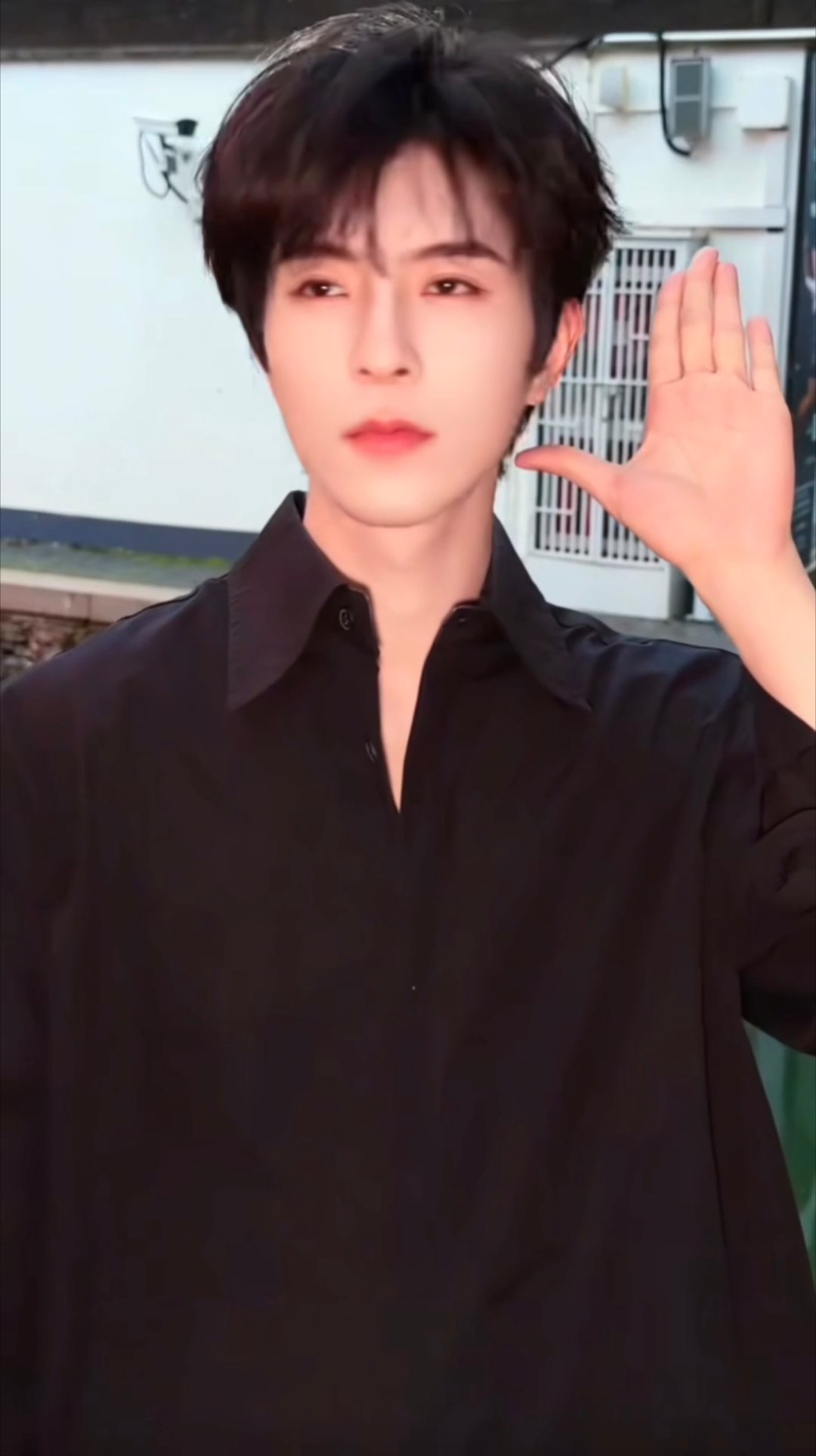 穿成这样怎么还是好萌啊​​​