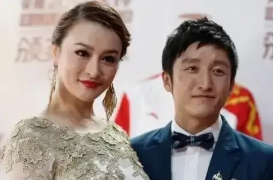 那年，“拳王”邹市明和功夫巨星樊少皇狭路相逢，两人要来一场正面交锋，在擂台上一决
