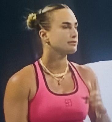 萨巴伦卡官宣因髋伤退出斯图加特站红土赛事！北京时间4月10日，WT