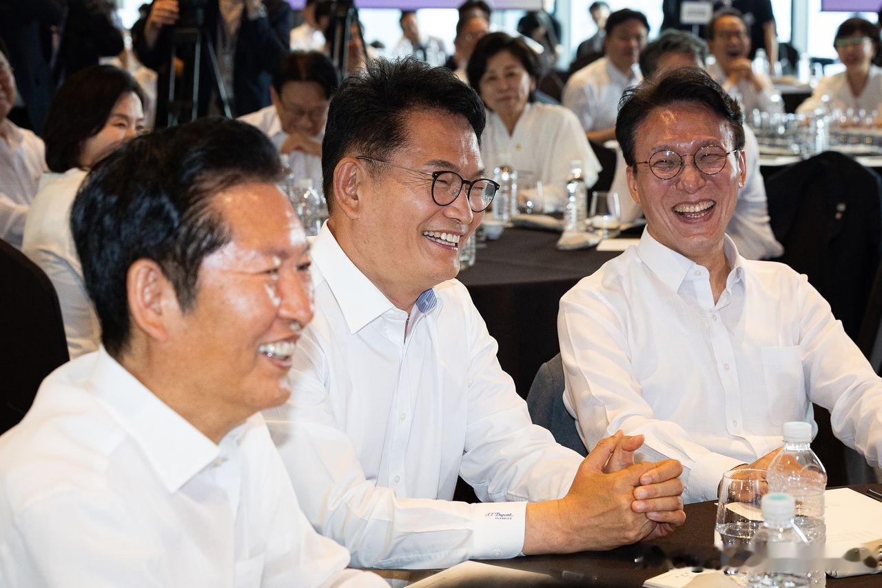 派系撕裂愈发严重！韩共同民主党党首之争白热化，李在明阵营遭遇大规模倒戈距离8
