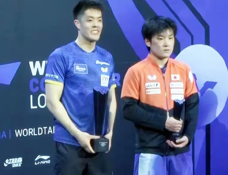 张本智和得有多不甘心啊，在没有中国选手，没有雨果，莫雷加德，勒布伦的比赛中，他先