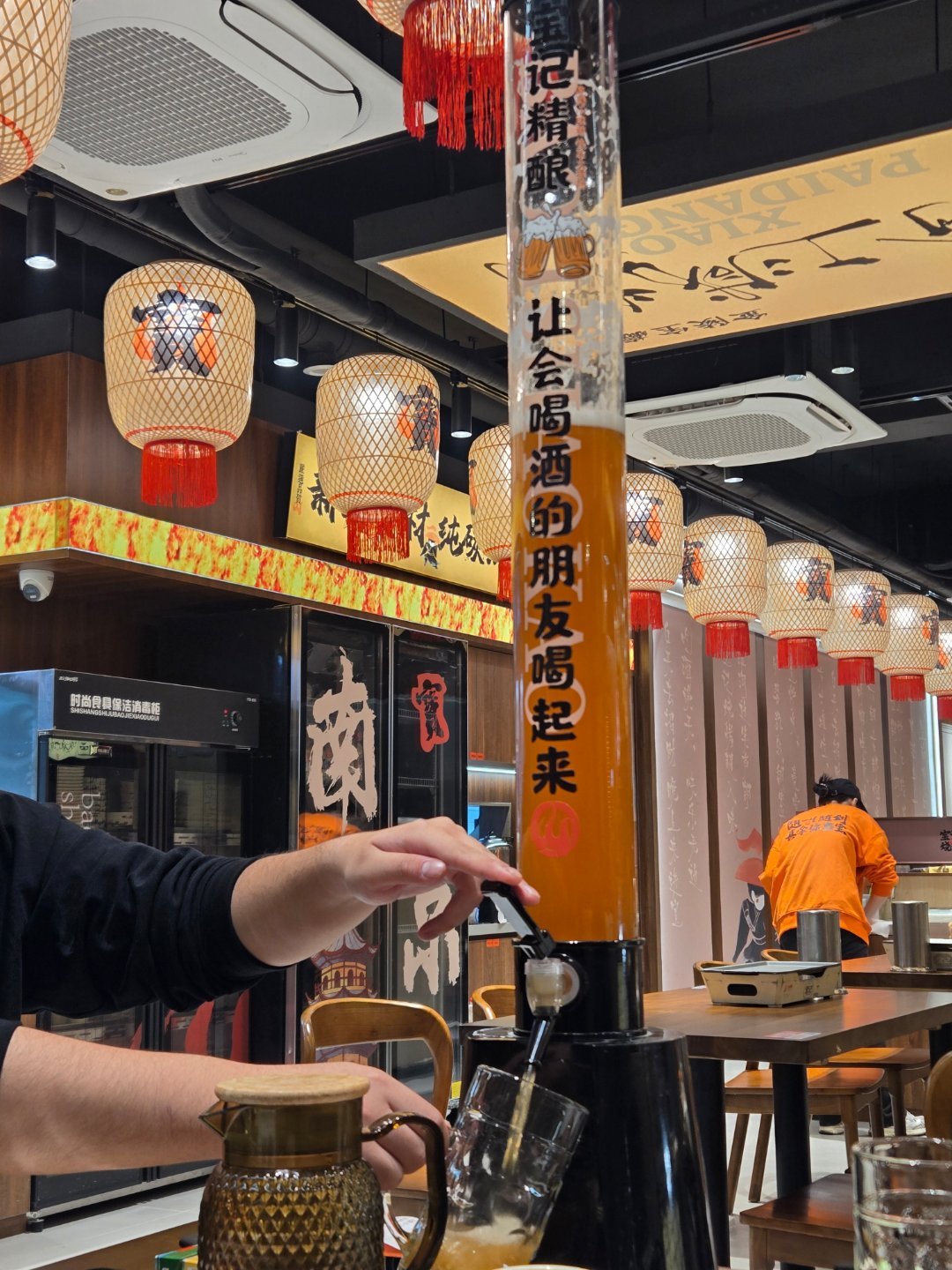 刚才人太多，没喝酒济南的烧烤出现在南京，出租车司机说这些已经是南京烧烤的顶流了