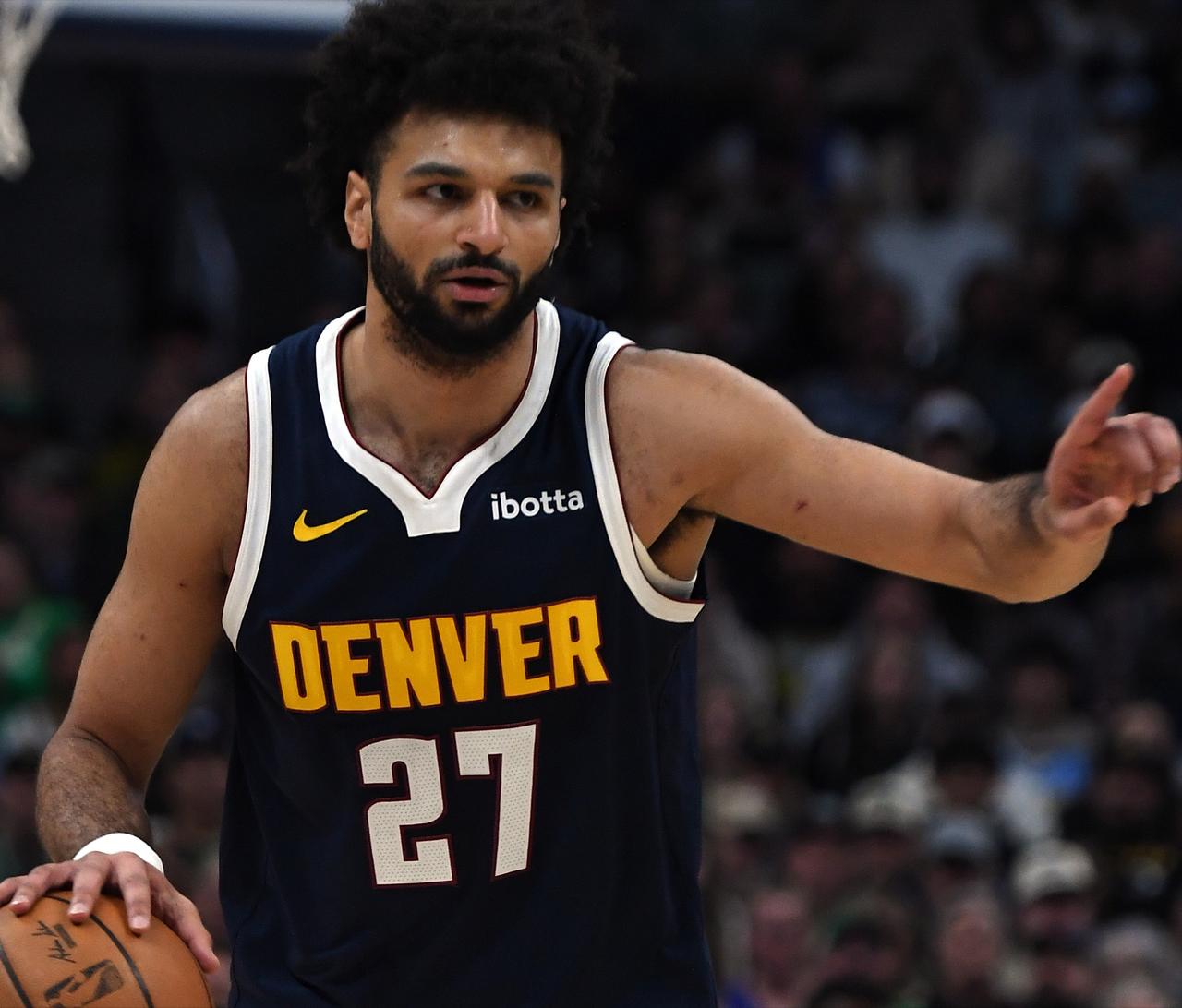 吓人啊！掘金主帅描述穆雷病情：“他看起来非常糟糕。他们给他用了各种药物，但都