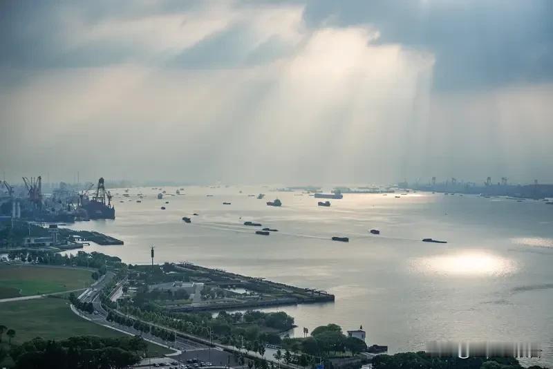 百强县榜眼江阴换帅，新任江阴市委一把手是宜兴人，巧合的是现任昆山市委一把手也是宜