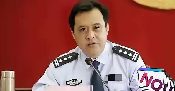 这是我没有想到的，24年前那个身中6刀、用血肉之躯挡下歹徒钢刀的英雄民警，如今竟