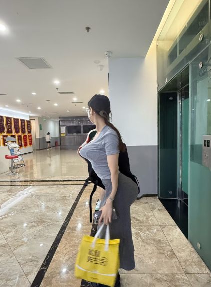 还没见面的女朋友告诉我这是微p[裂开][裂开][裂开]