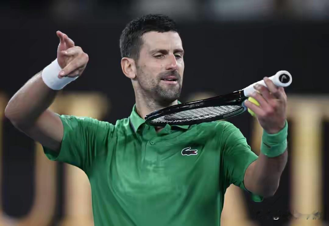 澳网第四轮，原本要进行的德约科维奇与捷克新星门希克的较量，因为门希克腹部肌肉受伤