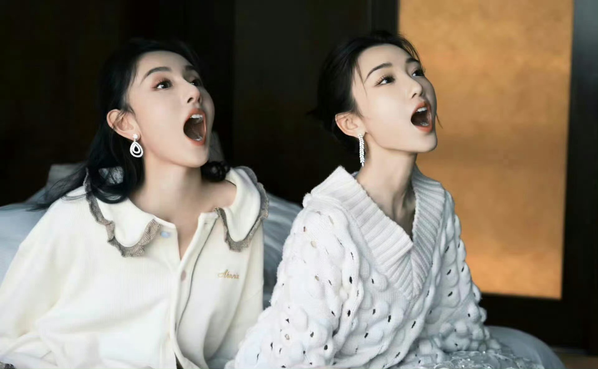一张封神之毛晓彤＆宋祖儿嘴张的这么大是在准备迎接什么啊​​​