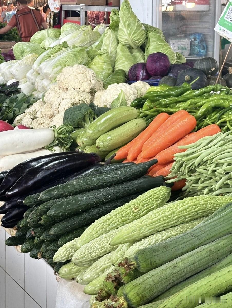 春节前后，这5种蔬菜别乱买！菜贩子坦言：我从不吃，却总有人抢着囤腊月备年货，大