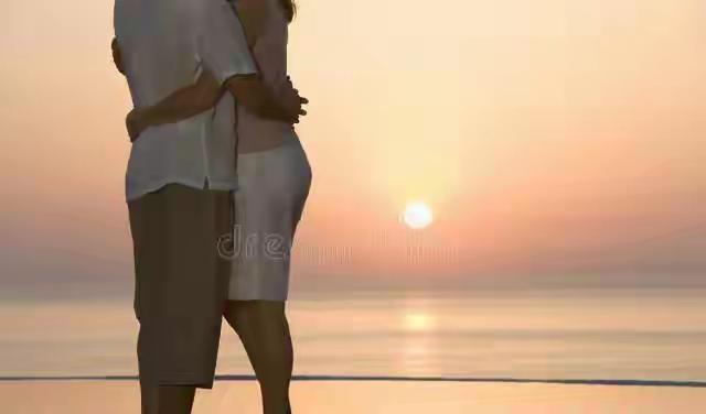 男人为什么更喜欢外面的女人，有一个原因是因为外面的女人让他更放松，家里的那个