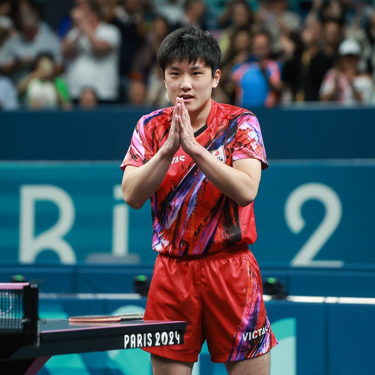 关于张本智和：有3个事实要“认清”1、吵归吵闹归闹，张本一家目前还是国乒