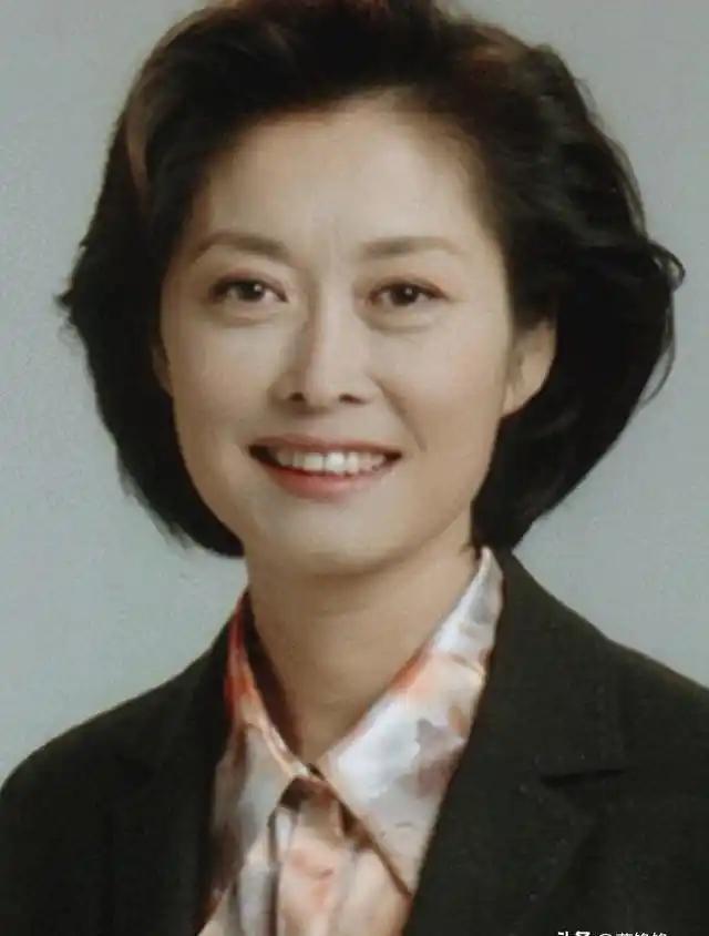 噩耗传来，非常悲痛，敬一丹一路走好！敬一丹是黑龙江哈尔滨人，毕业于北京广播学院