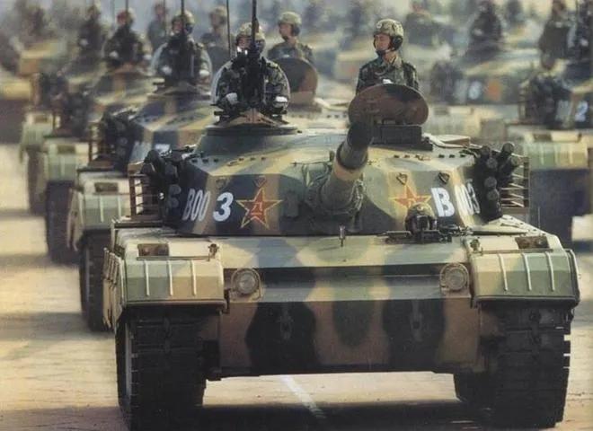 为何泰柬冲突中，中国的VT4大放异彩？在最近泰柬边境冲突中，泰国陆军装备的中国