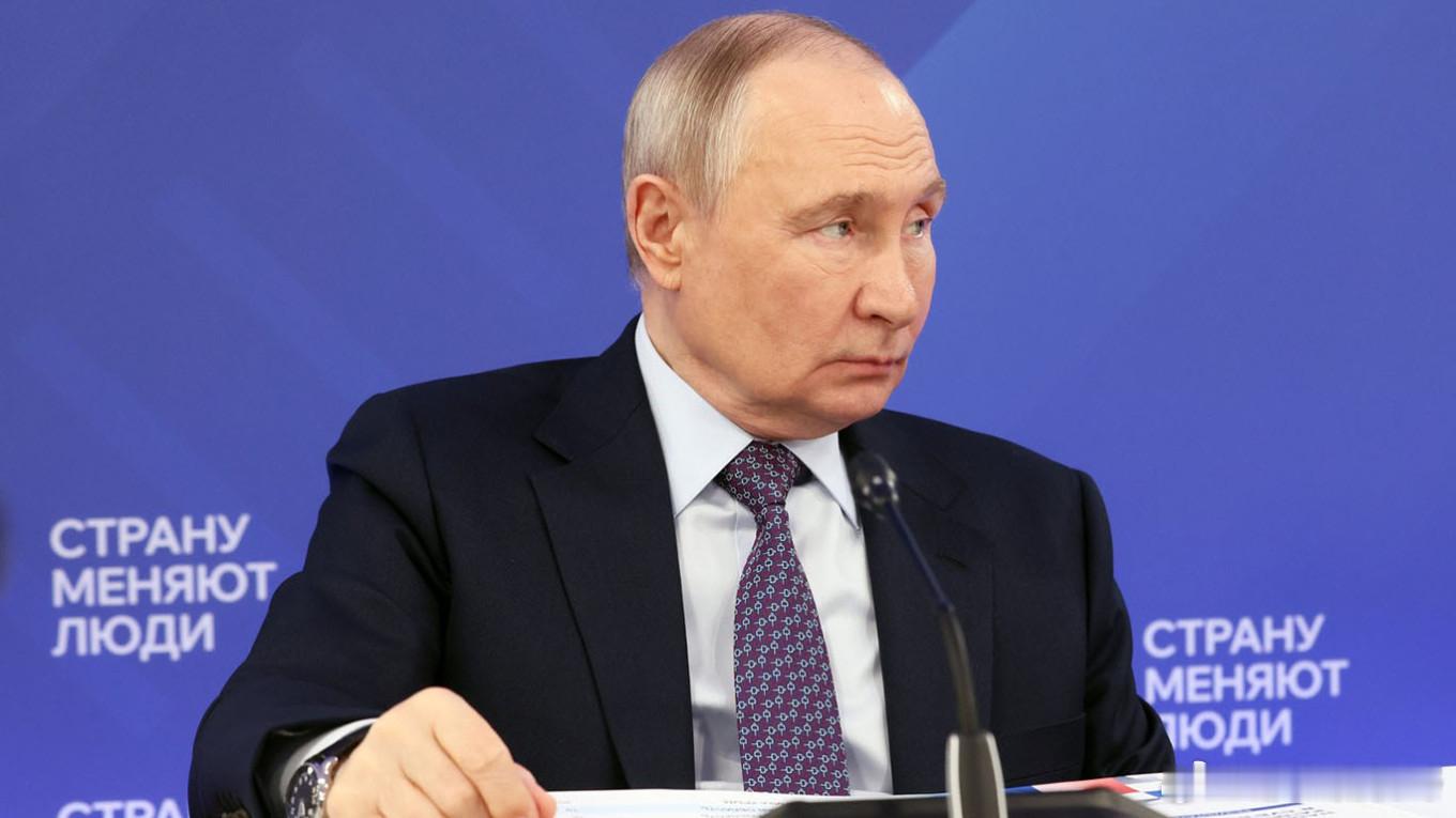 2024年，俄罗斯出生了大约122.2万个孩子，这是自1999年以来的最低数据。