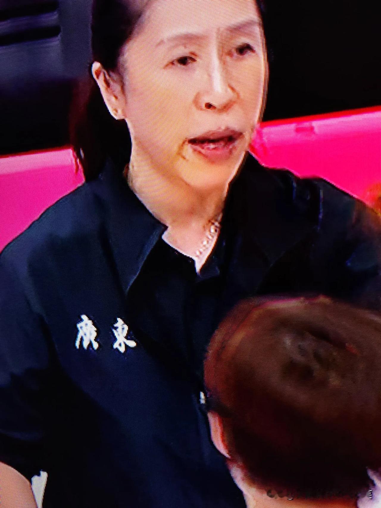 四川女篮有韩旭李梦王思雨，为啥最后还是输给了广东？小编觉得，广东队能战