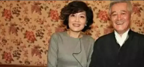 2012年春晚，在审核作品时，赵本山和哈文的意见产生了分歧，哈文认为赵本山的作品