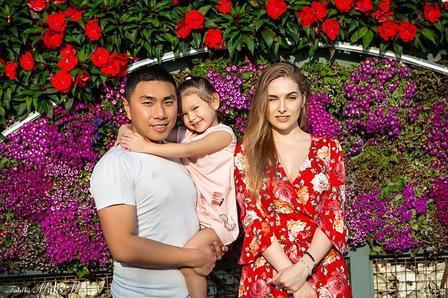 当初凭着娶乌克兰娇妻爆火的河北小伙，结果结婚11年妻子出轨，女儿判归女方，这