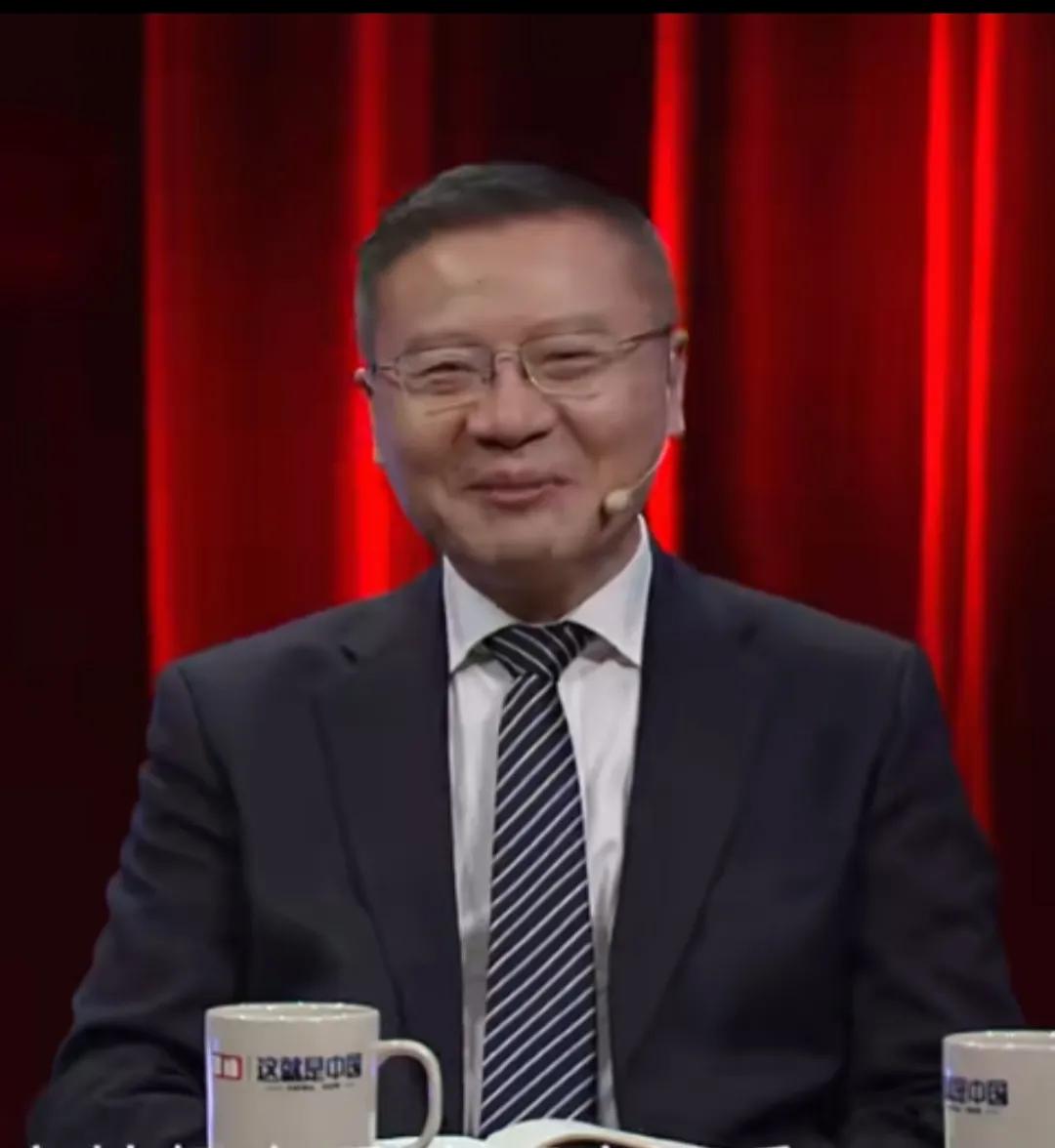 张维为教授的新朋友。从王小东先生的近期观点可以看出，他已经可以和张教授做朋友了