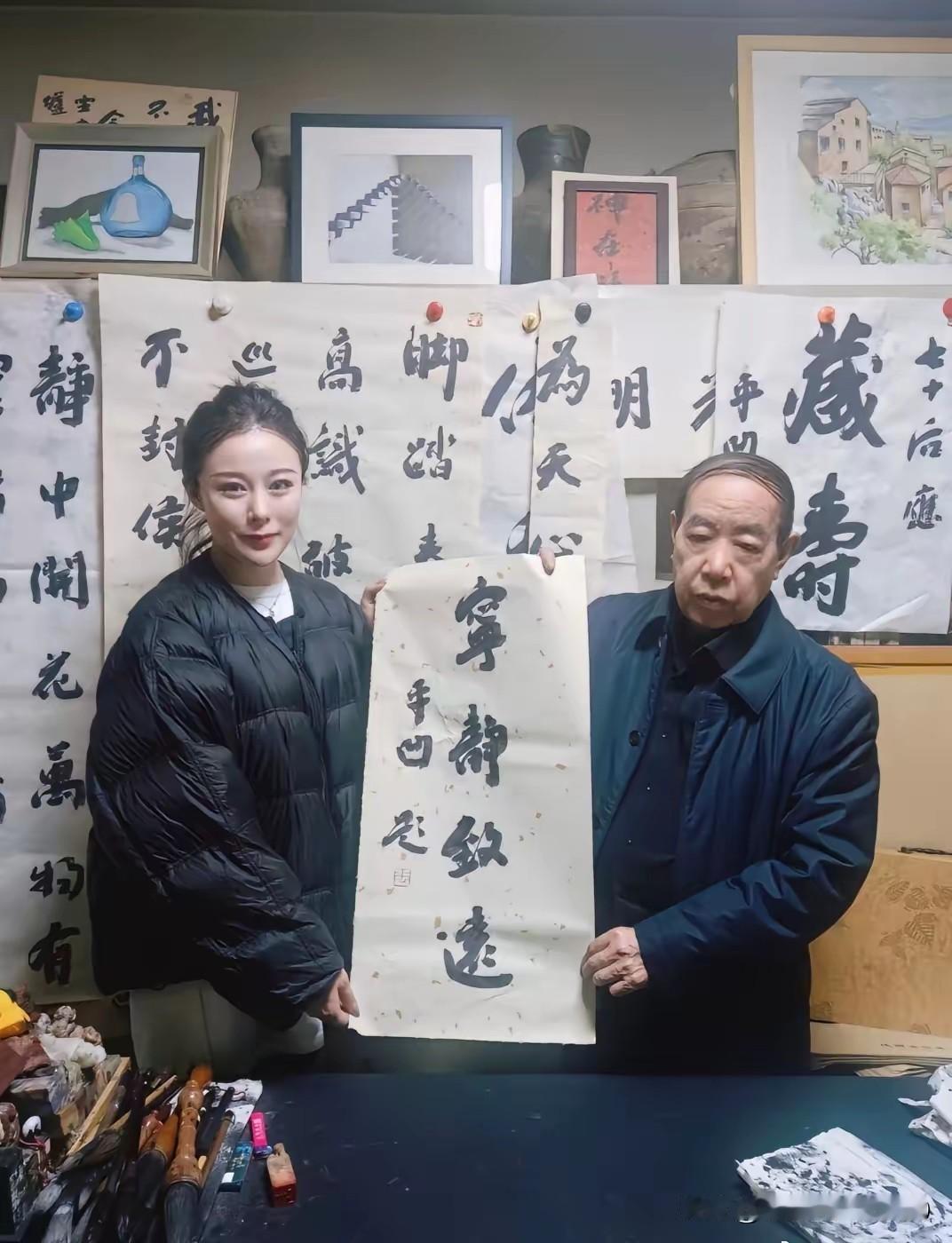 一字千金贾平凹书艺书法太粗糙富人借它造声势穷者只能瞄一瞄商贾附庸成风尚