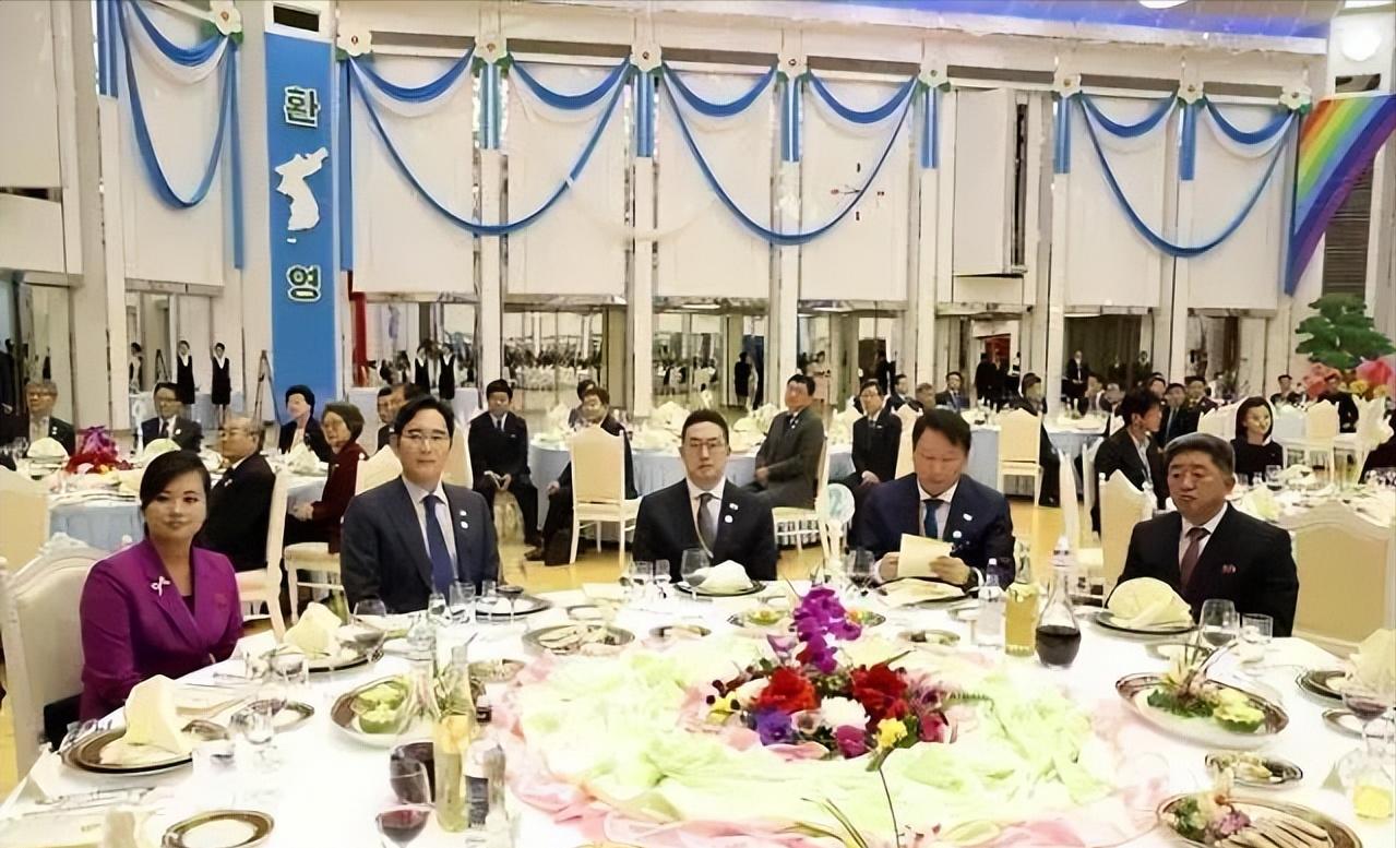 万万没想到！同样是国家级顶级国宴，中朝两国风格截然不同，却惊艳了全世界。一个热烈