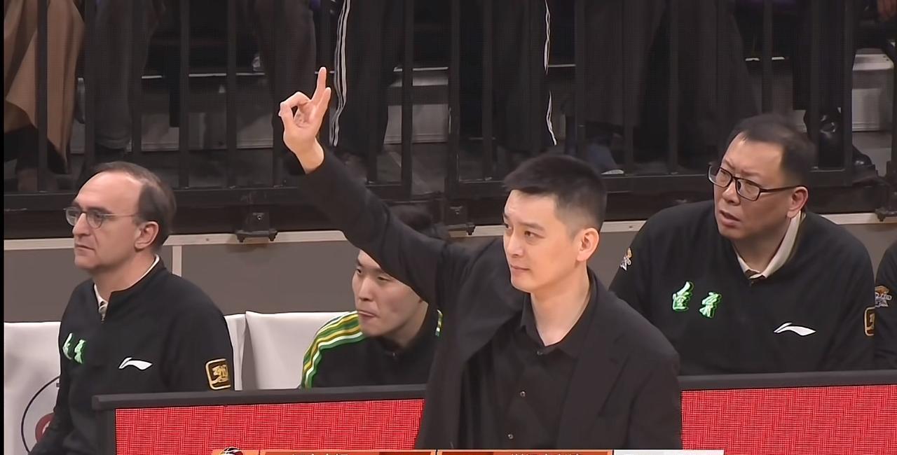 今晚北汽对阵辽篮，咱们就可以看看到底这朵青春之花本赛季能开多么灿烂？！