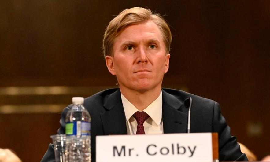 美国深陷中东泥潭，还敢对华进行威胁？【综合消息】3月4日，根据法新社报道，美国