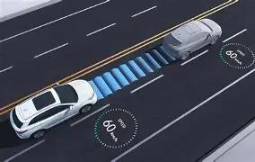 以120公里时速飞驰，跟前车仅隔10米距离，辅助驾驶突然撂挑子：我不开了，请你接