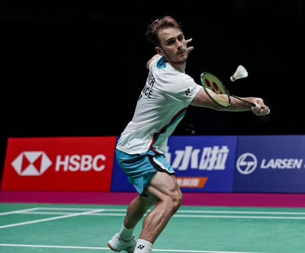 小波波夫🇫🇷21-10、21-14🇯🇵奈良冈功大李卓耀🇭🇰2