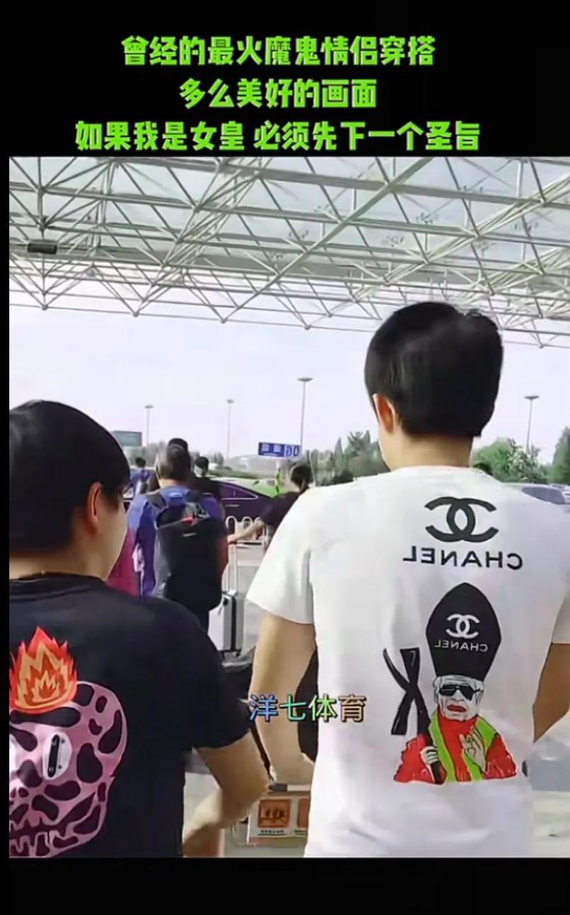 王楚钦孙颖莎钥匙扣，手机壳，日历，摆件，挂件，短袖，贴纸，帆布包全在小店里自己选