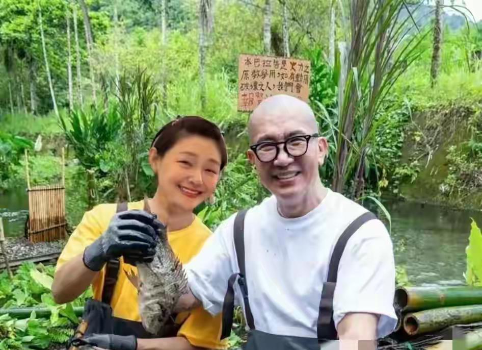 具俊晔真的没必要留在台北了，早点回家照顾妈妈吧。他的决定，让很多人感到费解。