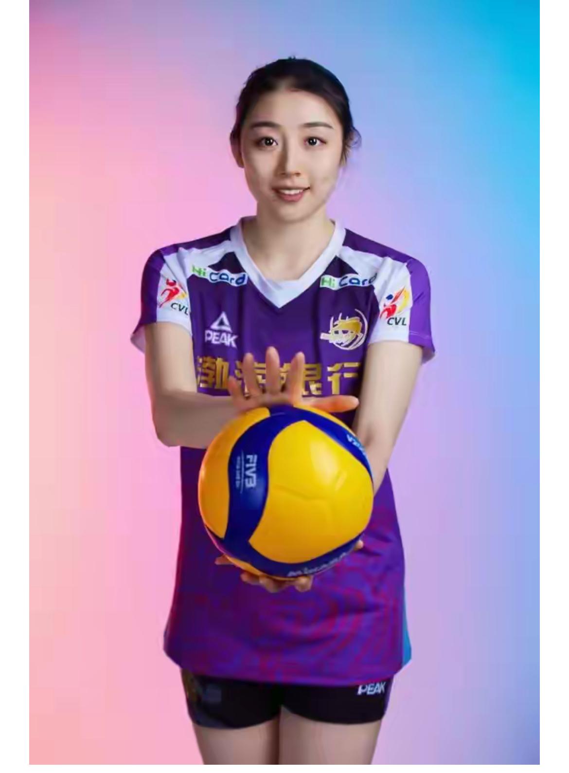 姚笛、刁琳宇是中国女排两个出色的二传手。在东京奥运周期，姚笛是女排国家队替补二