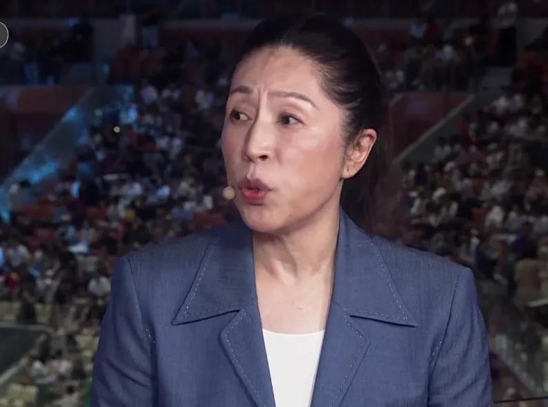 女篮亚洲杯中国91比69大胜韩国。论主教练的重要性。直播观看感受:从容不迫，不