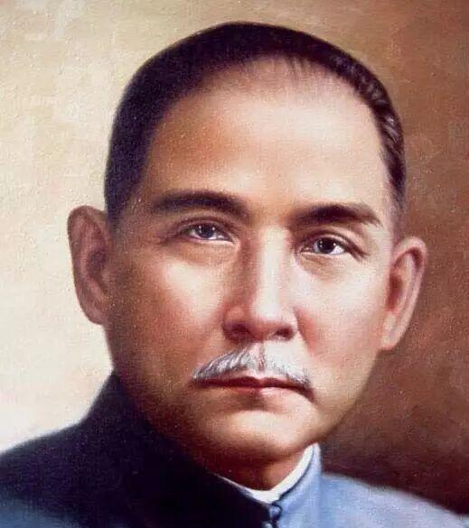 孙中山心中的接班人是，胡汉民、汪精卫，孙中山在世时，蒋介石只是黄埔军校的校长，最