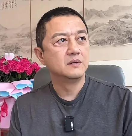 李亚鹏的债务困局：该放下执念，重拾初心了最近李亚鹏日子不好过，丽江土地被收