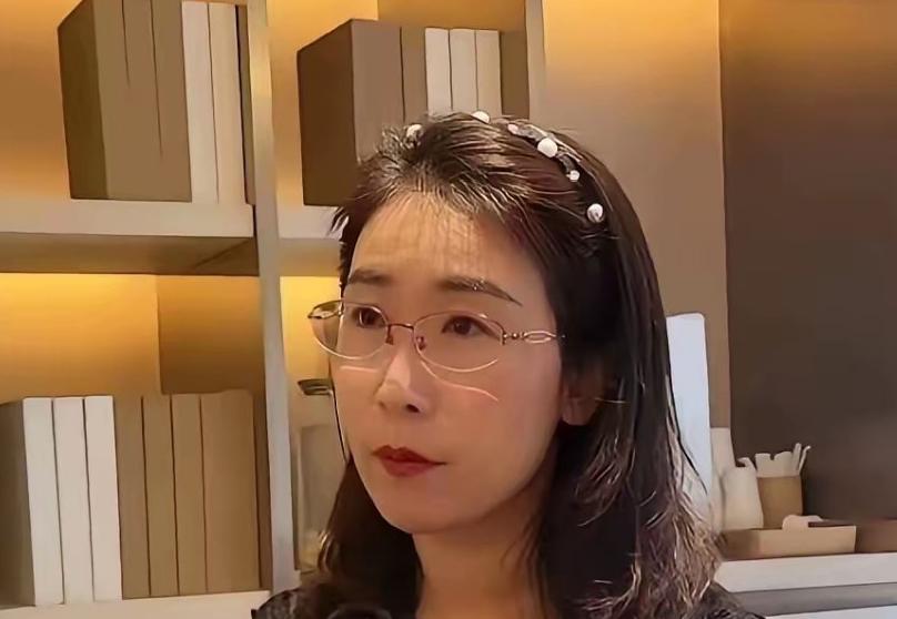 全网劝朱女士尽快离婚！唐先生突然撤诉，根本不是悔改，大概率在憋大招。全网都在替朱