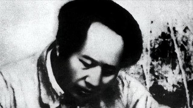 1991年,张学良接受美国记者的采访,谈话中直言:毛泽东我没见过