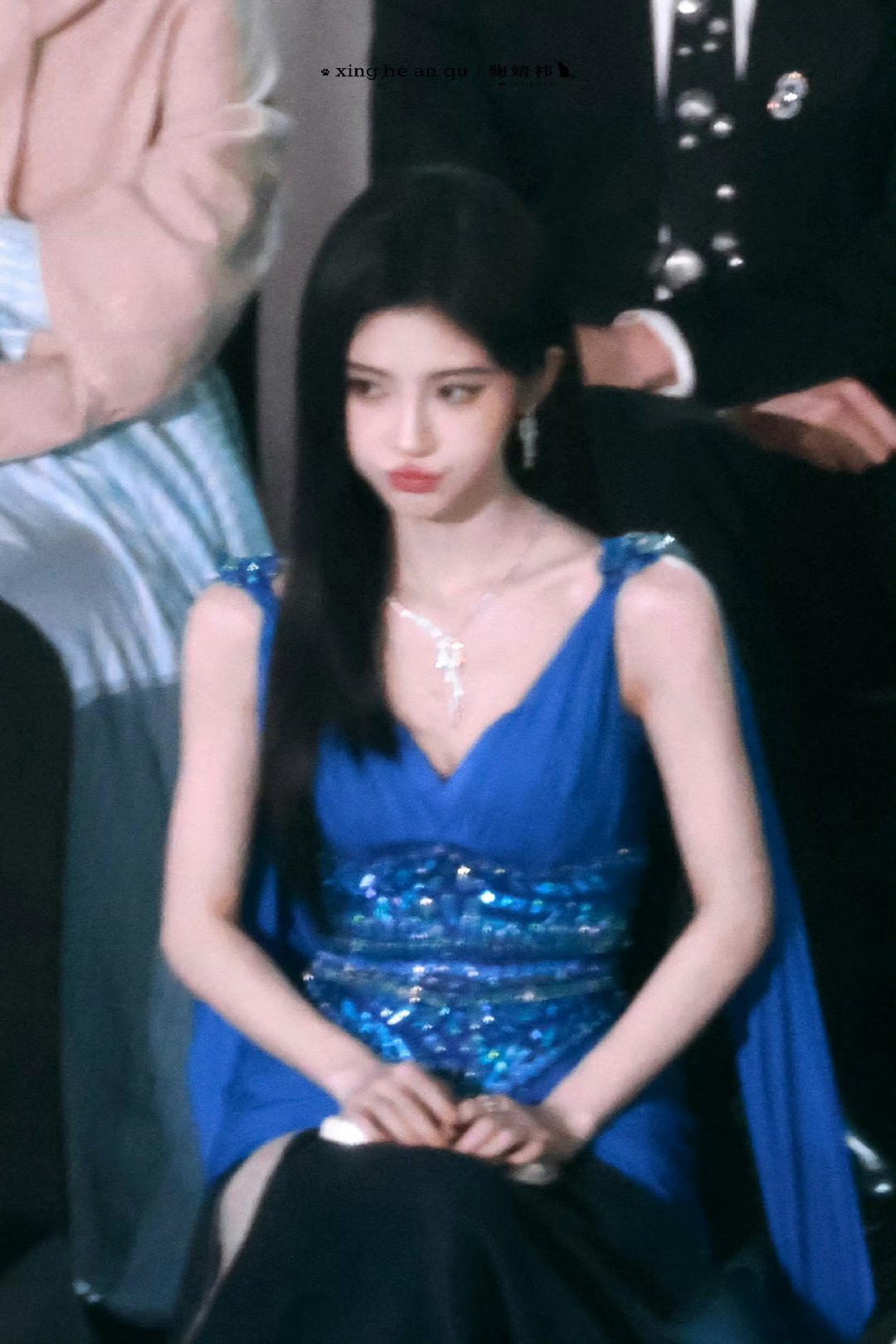 💙🍊鞠婧祎万花世界💙🍊鞠婧祎苏绿夏“因为每天都爱你”Because