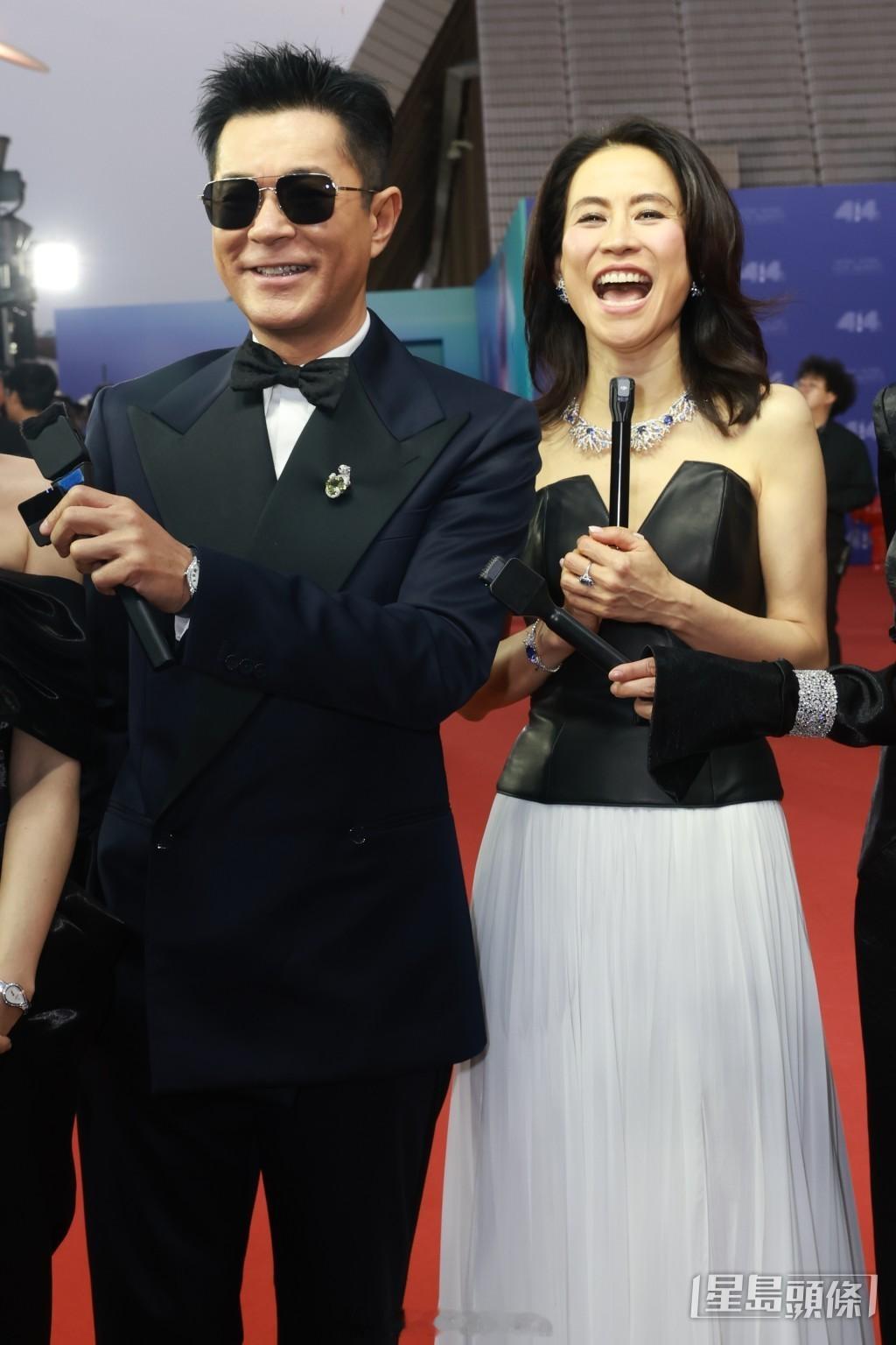 星岛：金像奖2026丨古天乐与宣萱心有灵犀超登对直言《寻秦记》没奖拿会生气撑