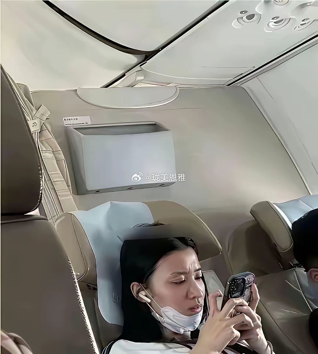 不得不承认，对于女性而言，化妆的重要性不言而喻
